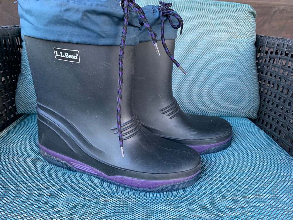 Womens LL Bean Snow size 6 Rain Boots